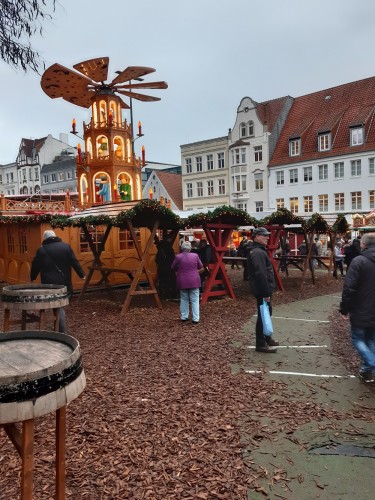 Pyramide auf dem Markt