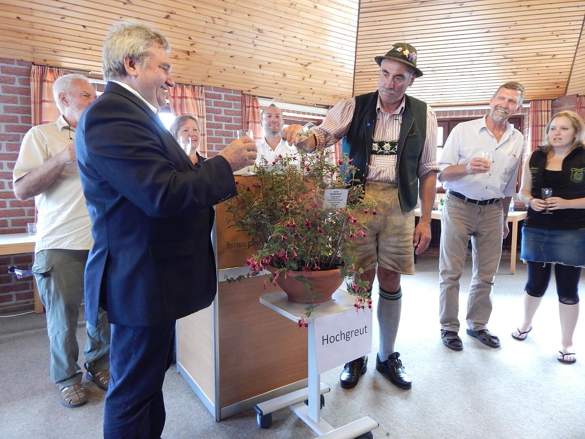Taufe mit einem Vertreter der Stadt Papenburg und Hochgreut.