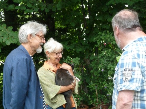 P1130975.JPG (4.01 MiB) 5255 mal betrachtet Streicheleinheiten für die Katze mußten auch sein